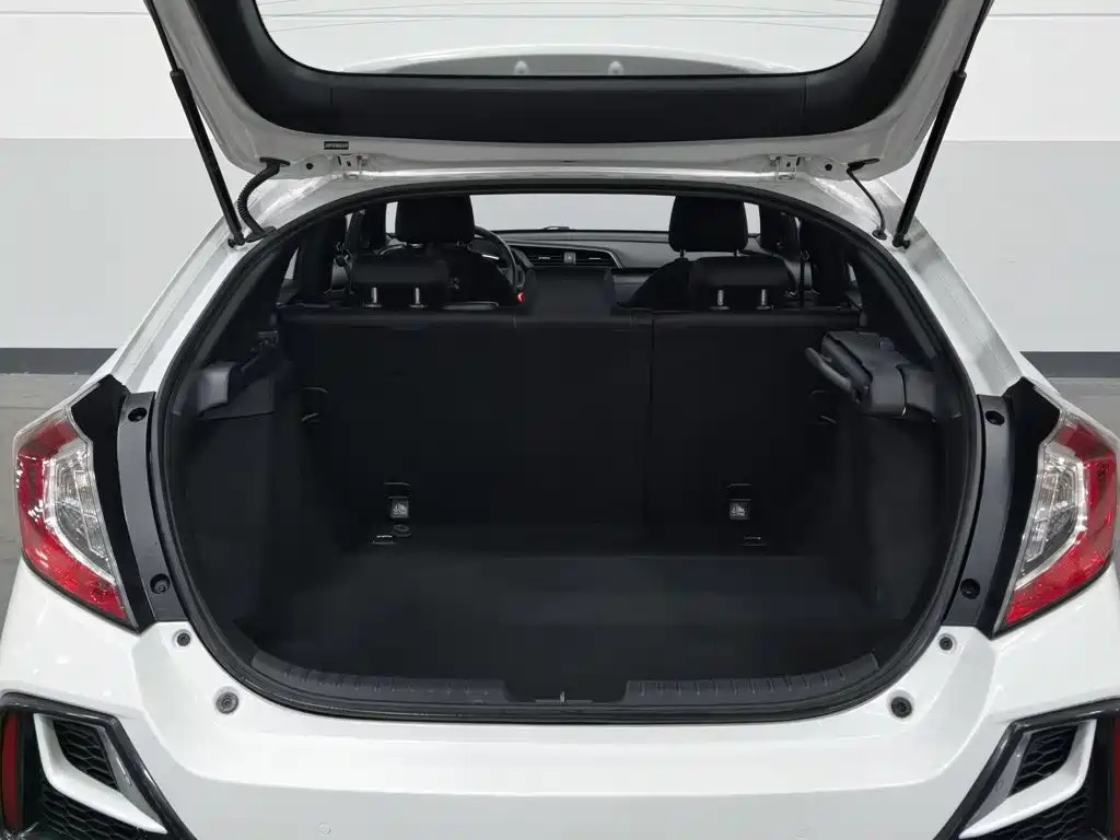 Honda Civic — миниатюра 16