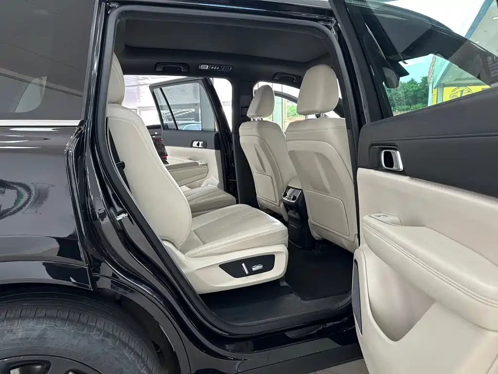 Li Auto Li ONE — миниатюра 17