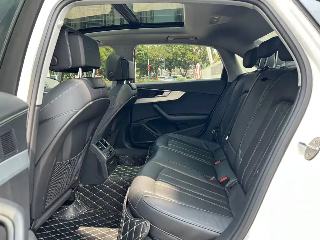 Audi A4L 2024 40 TFSI Fashion