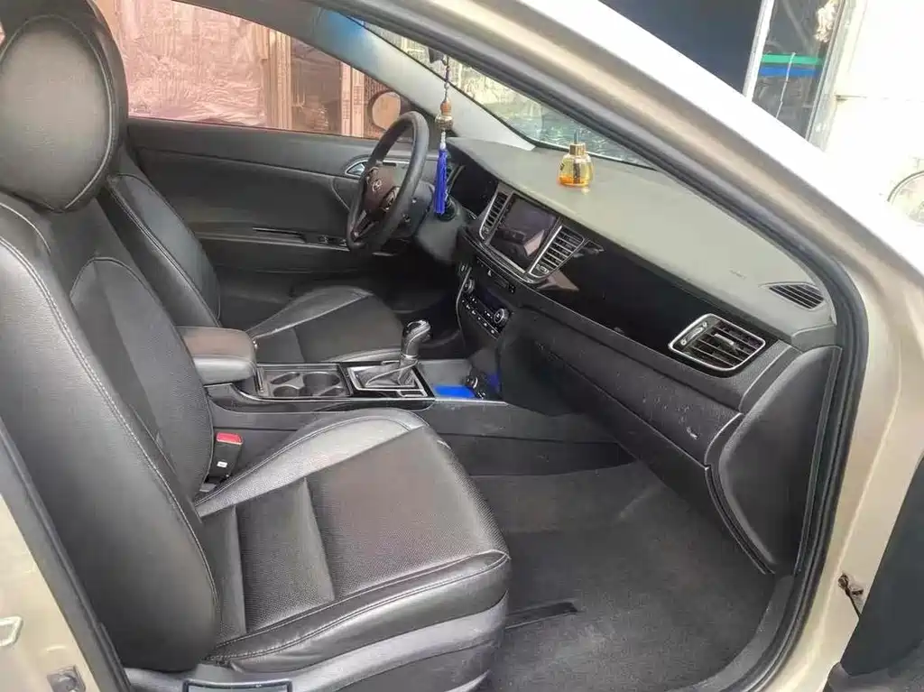 Hyundai Mistra — миниатюра 10