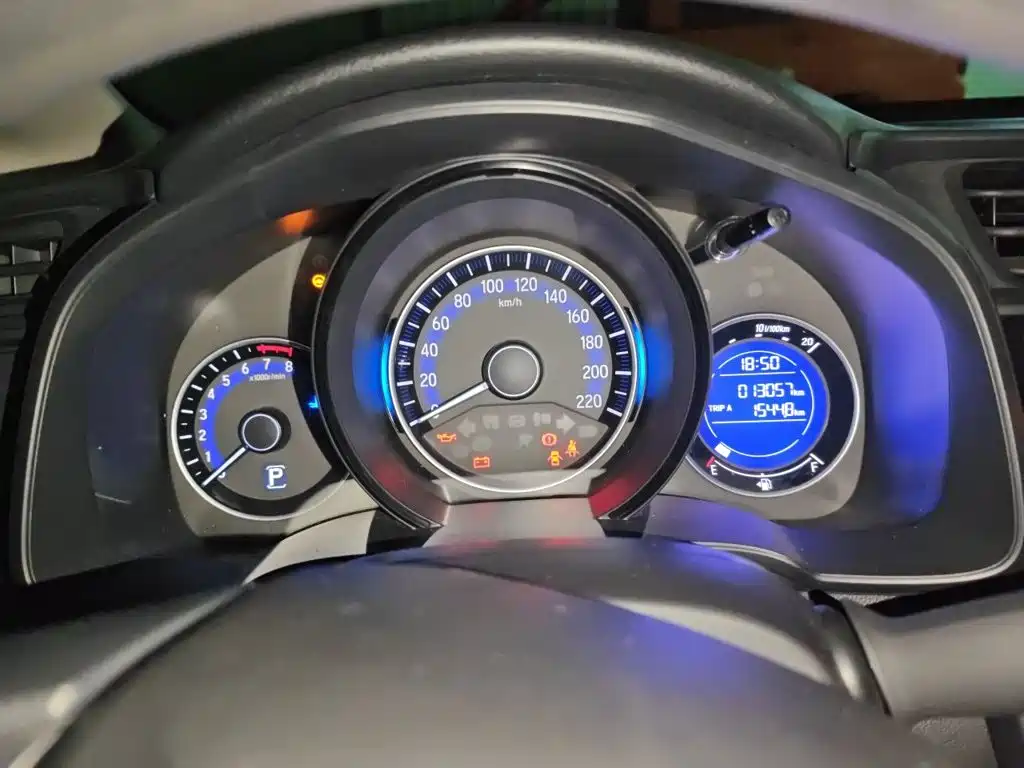 Honda Fit — миниатюра 7