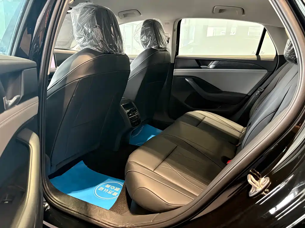 Volkswagen Magotan — миниатюра 10