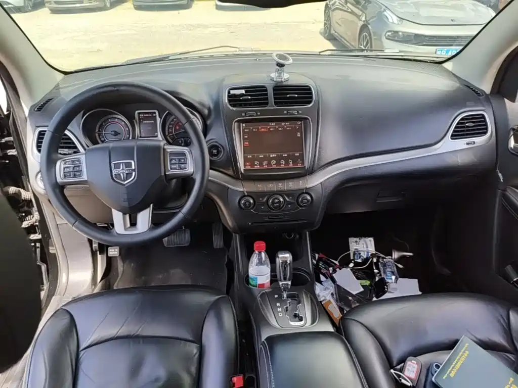 Dodge Journey — миниатюра 10