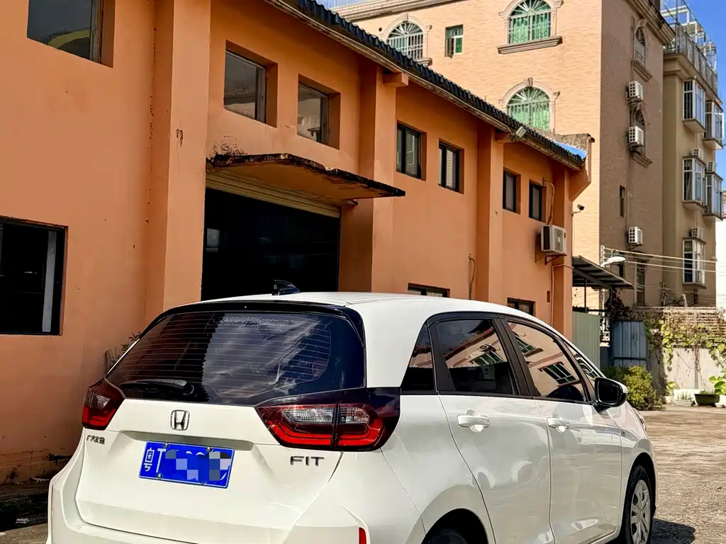 Honda Fit — миниатюра 4