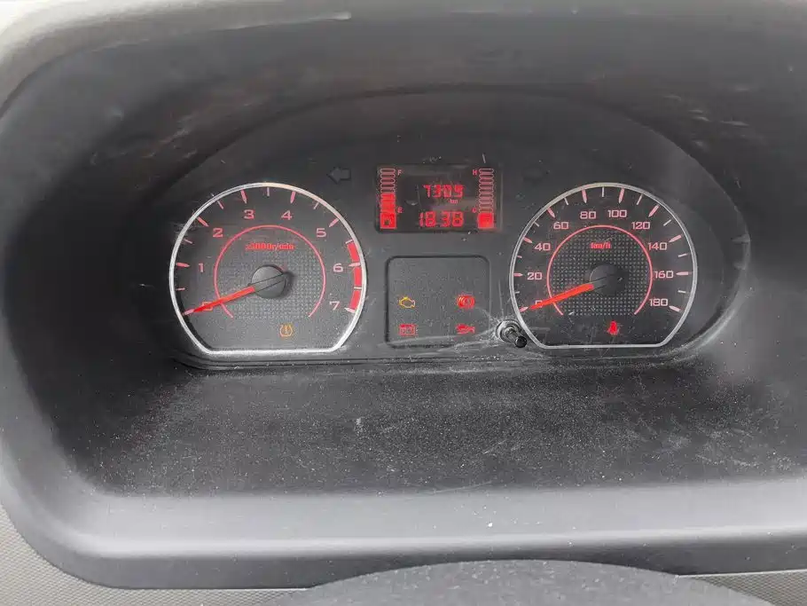 Wuling Rongguang S — миниатюра 14