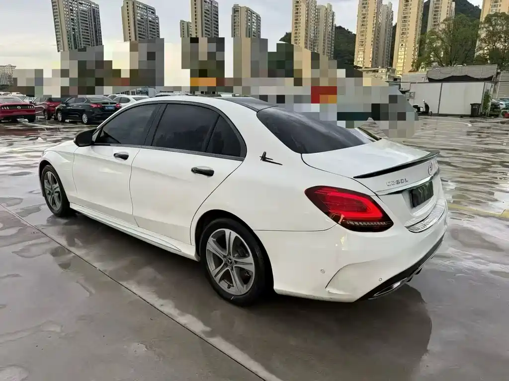 Mercedes-Benz C-Class — миниатюра 9