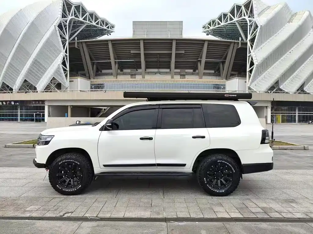 Toyota Land Cruiser — миниатюра 4