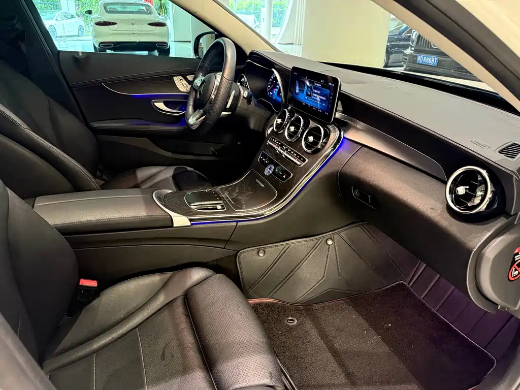 Mercedes-Benz C-Class — миниатюра 10