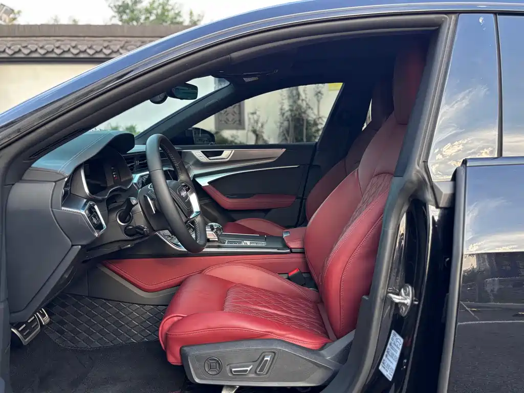 Audi A7L — миниатюра 11