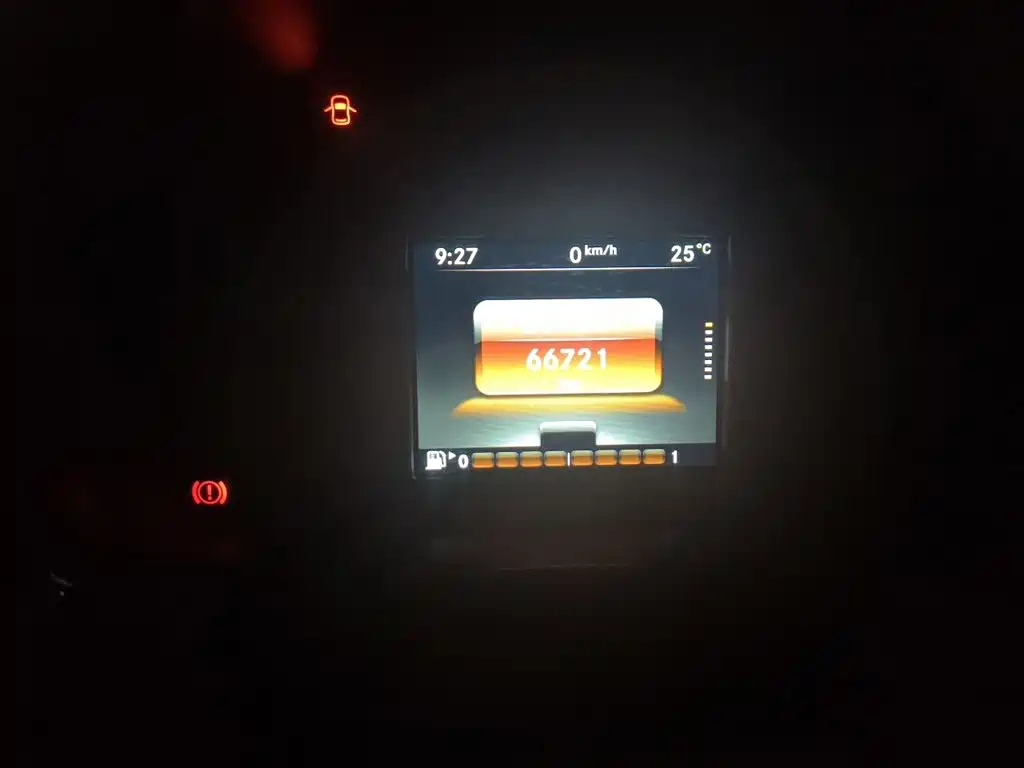 smart Smart Fortwo — миниатюра 12