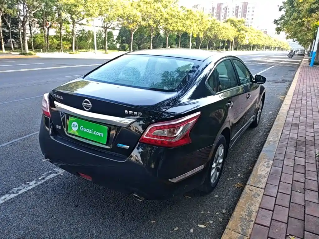 Nissan Teana — миниатюра 7