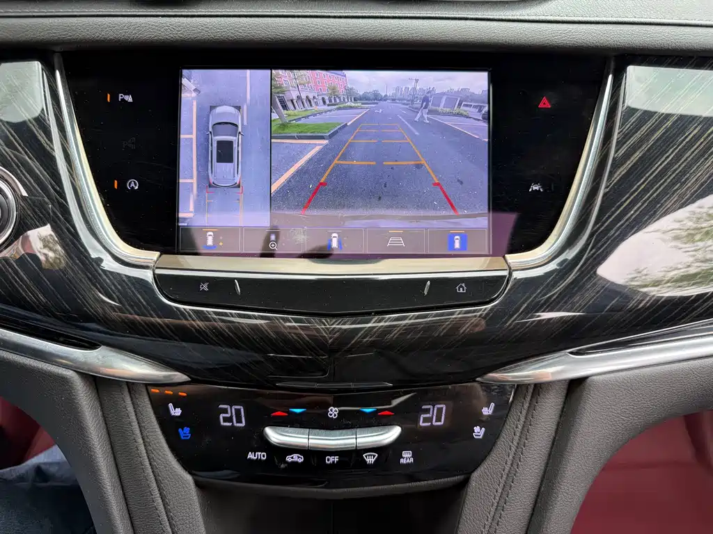 Cadillac XT6 — миниатюра 24