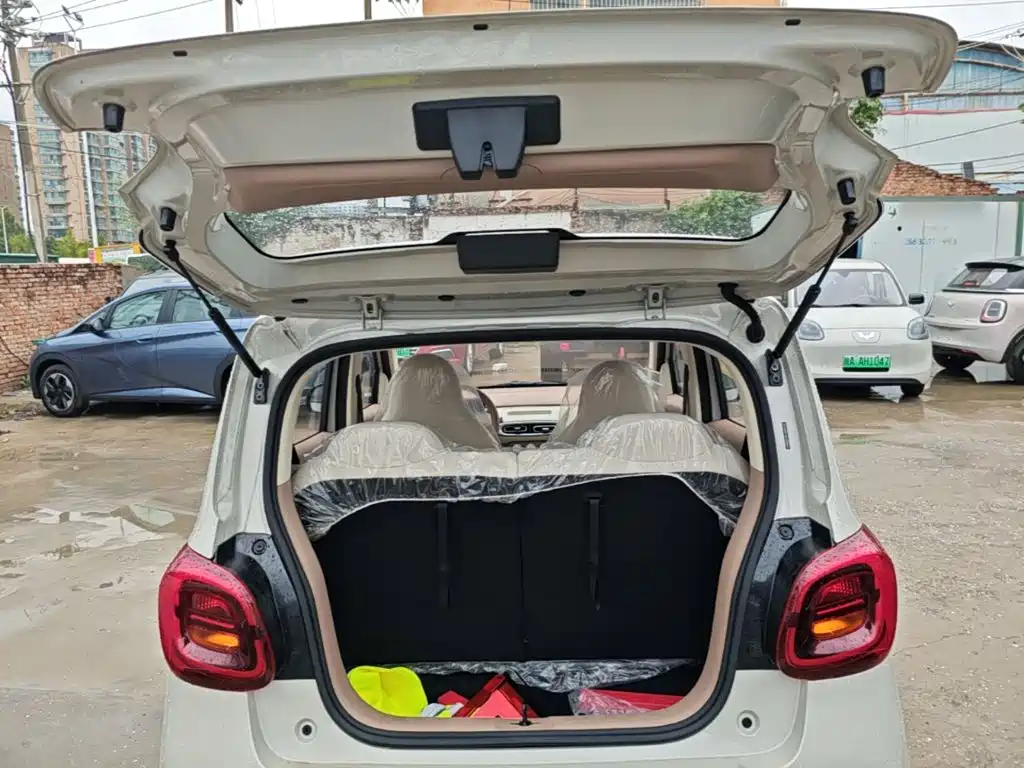 Wuling MINIEV — миниатюра 19