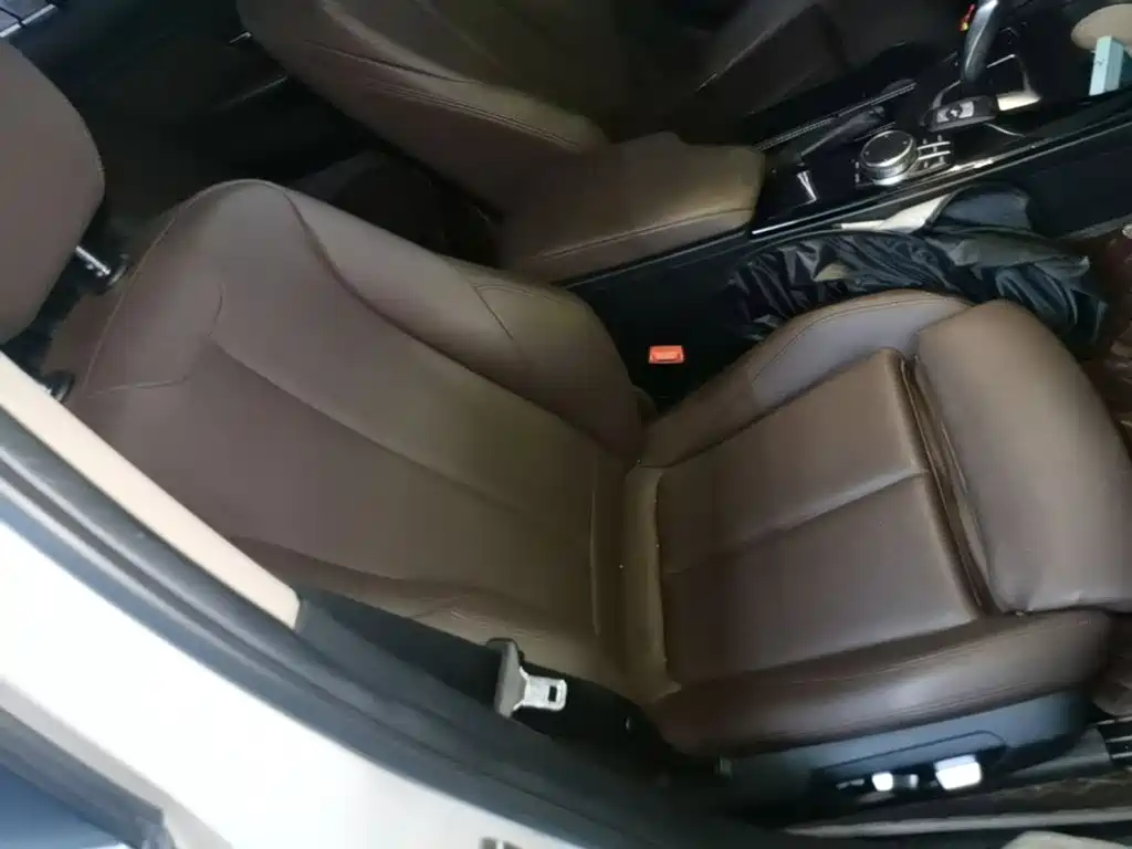 BMW 3 Series — миниатюра 25