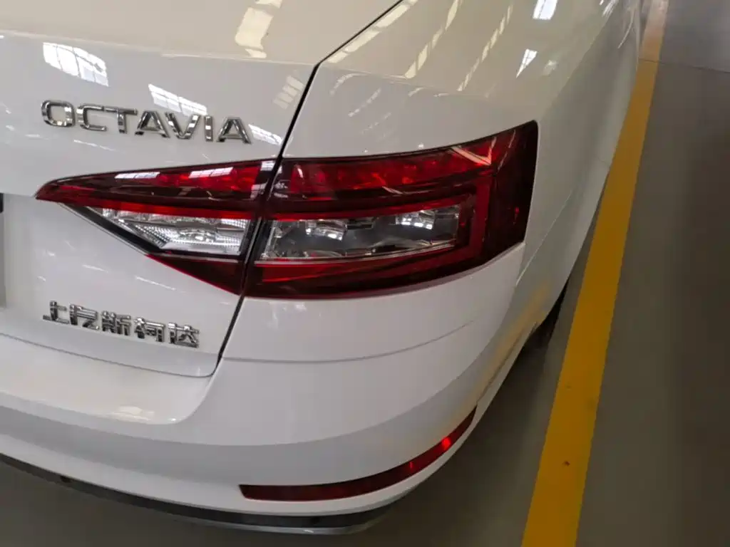 Skoda Octavia — миниатюра 8