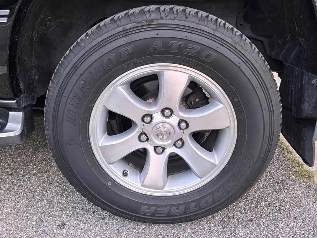 Toyota Prado — миниатюра 7
