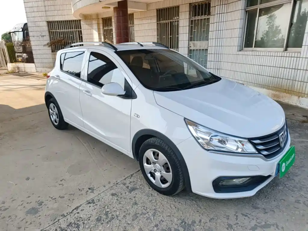 Baojun 310 — миниатюра 4