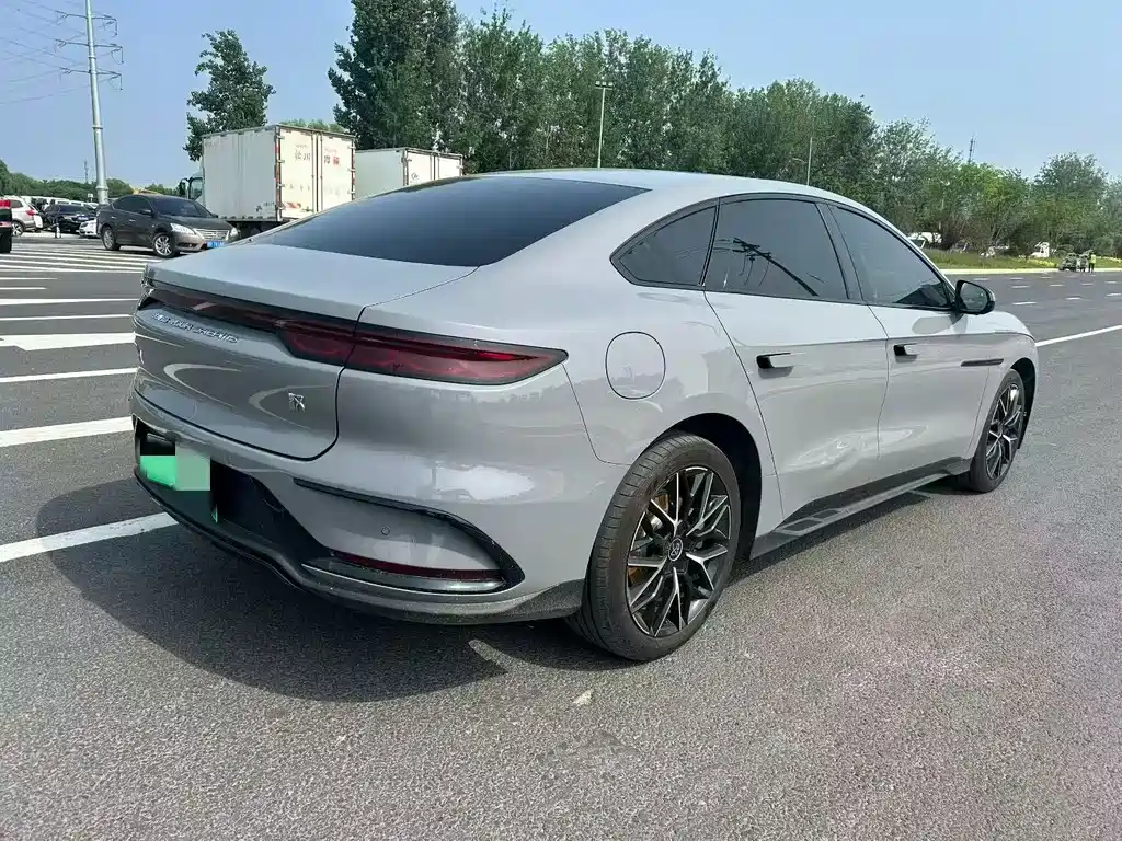 BYD Han — миниатюра 9