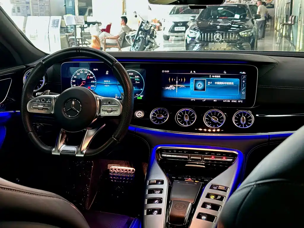 Mercedes-Benz AMG GT — миниатюра 21