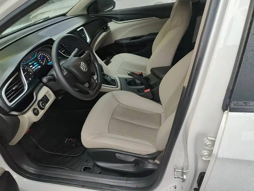 Buick Excelle — миниатюра 15