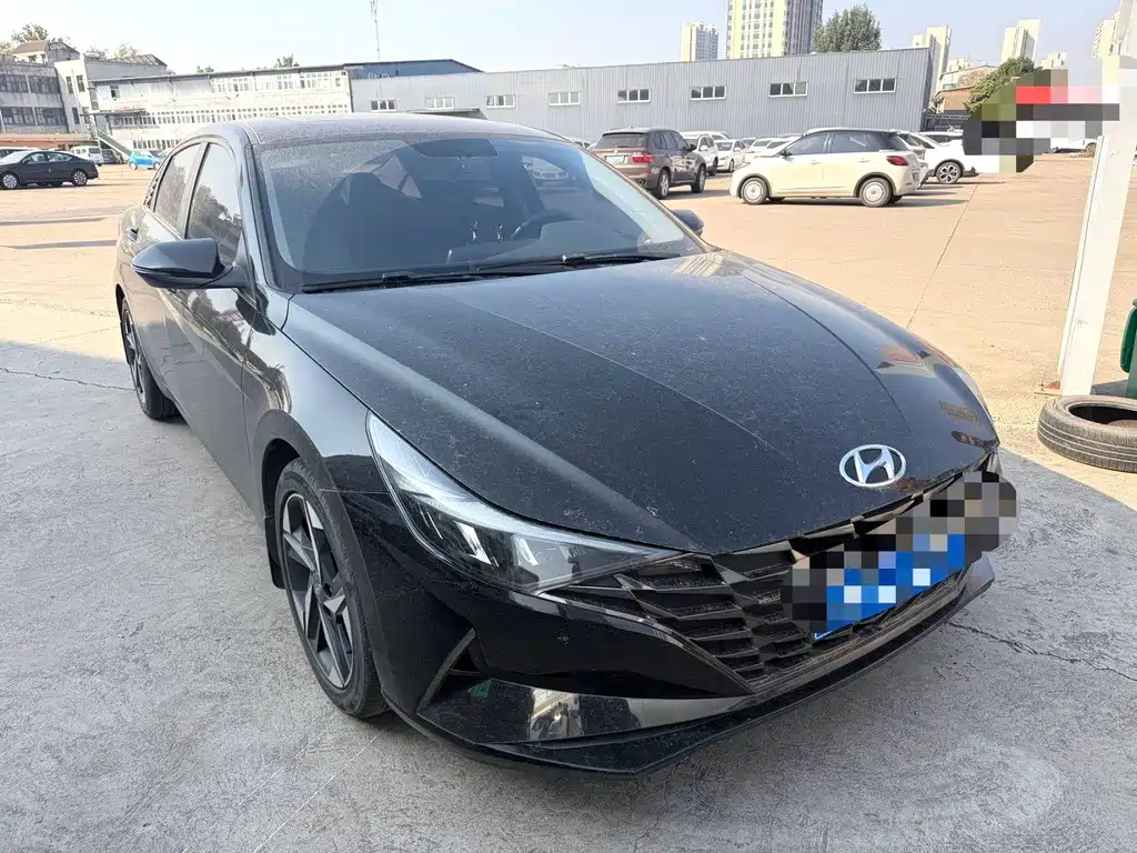 Hyundai Elantra — миниатюра 3