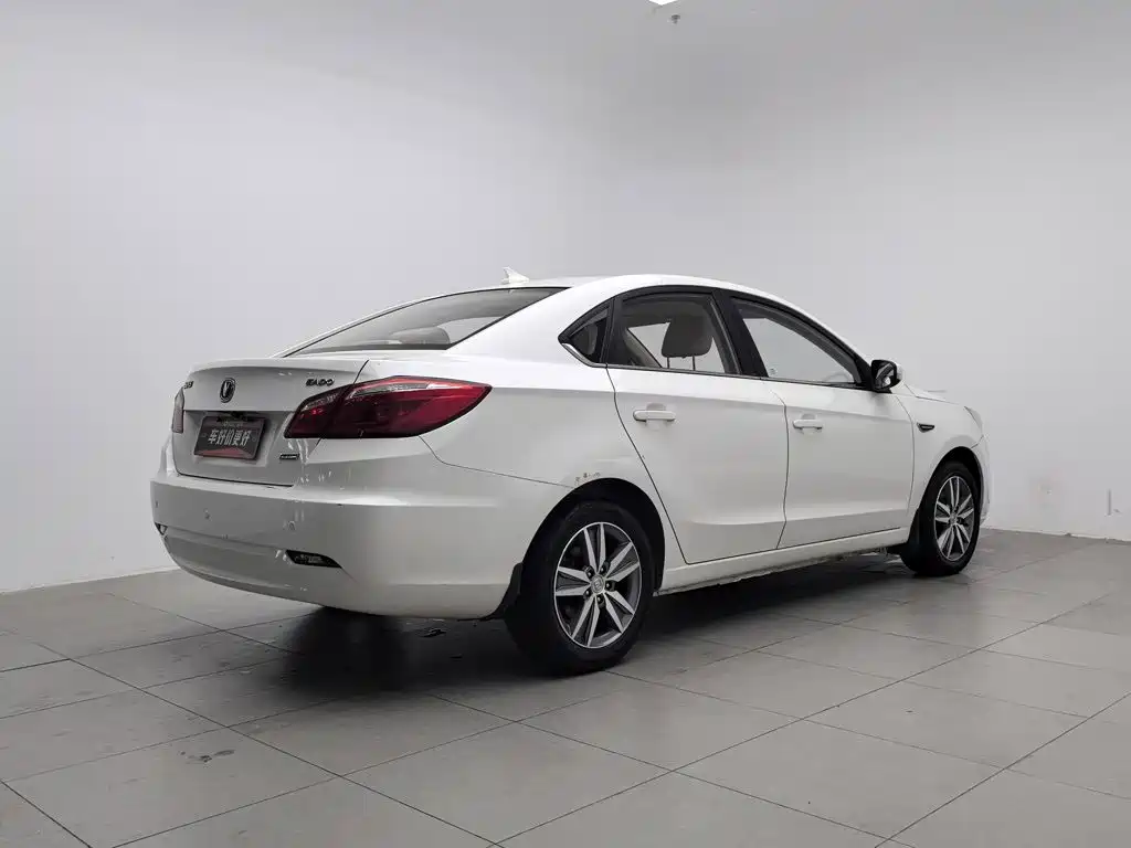 Changan Eado — миниатюра 2