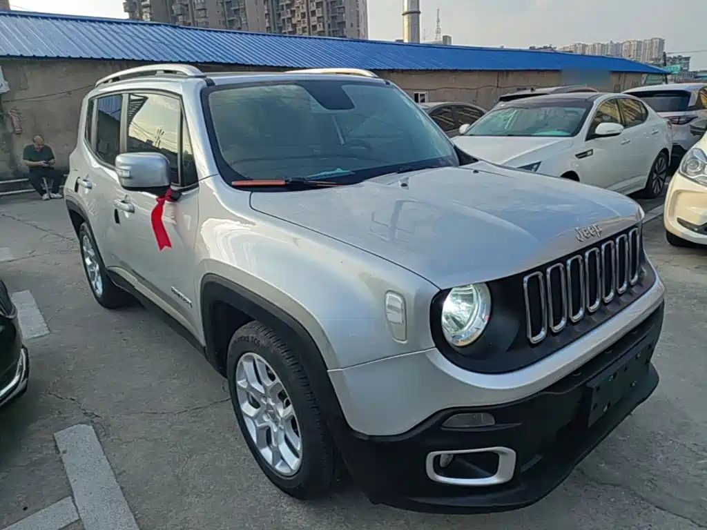 Jeep Renegade — миниатюра 4
