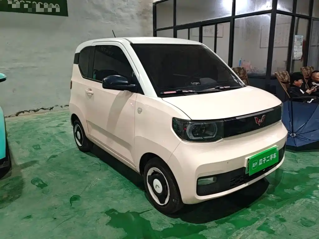 Wuling MINIEV — миниатюра 4