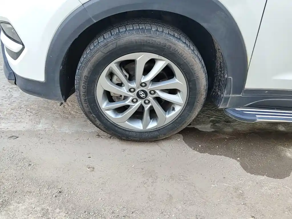 Hyundai Tucson — миниатюра 23