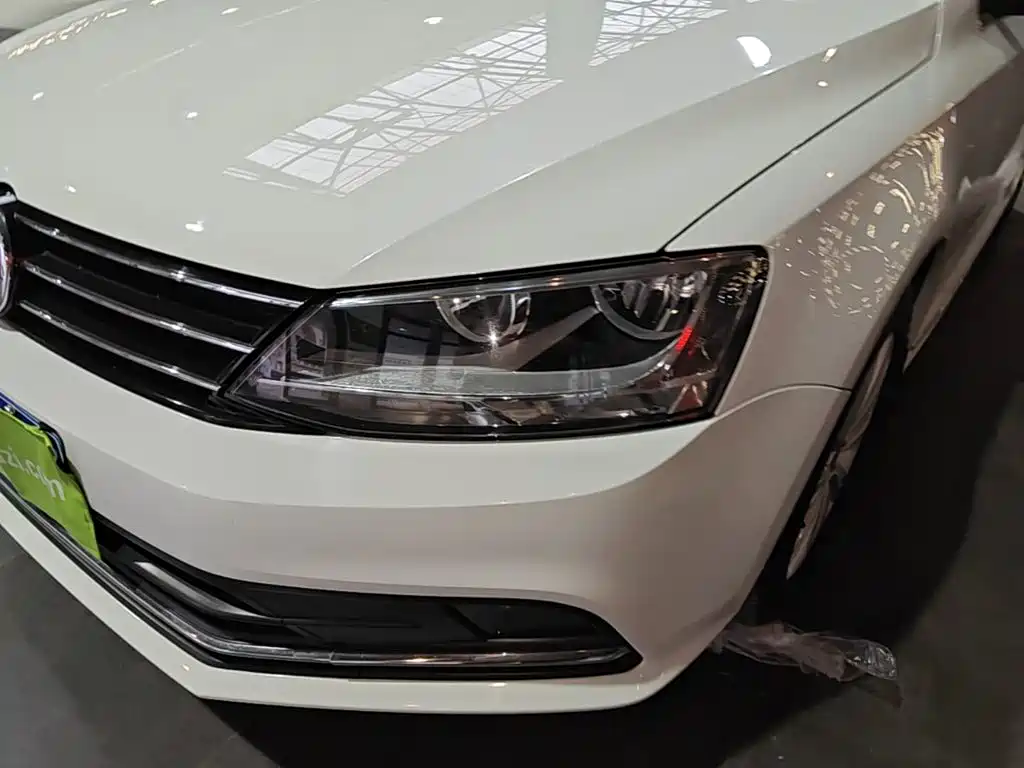 Volkswagen Sagitar — миниатюра 18