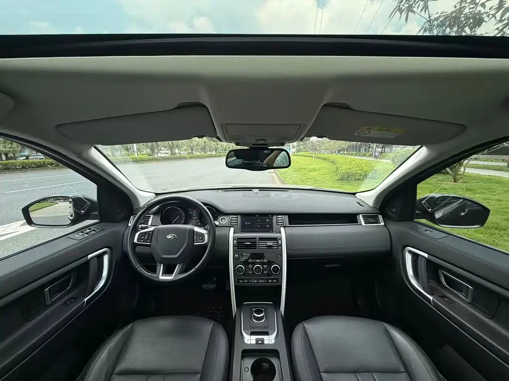 Land Rover Discovery Sport — миниатюра 16