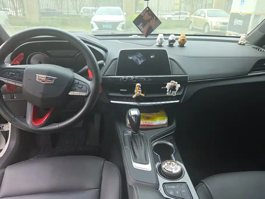 Cadillac CT4 — миниатюра 12