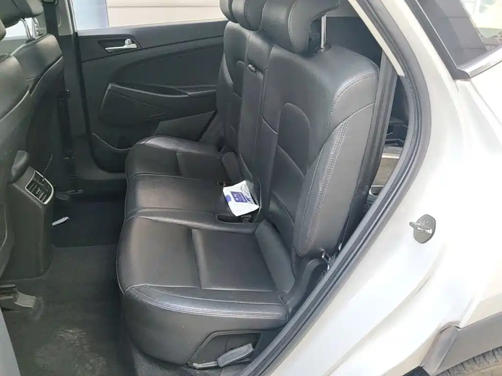 Hyundai Tucson — миниатюра 17
