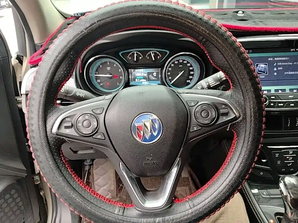 Buick Envision Plus — миниатюра 11