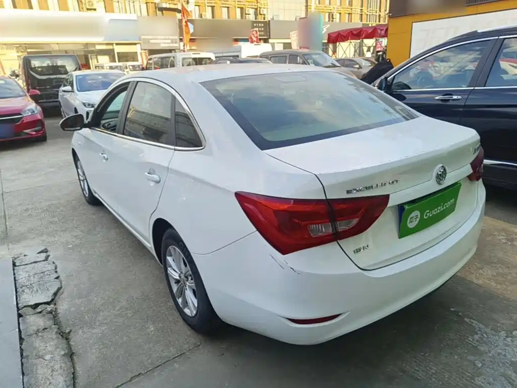 Buick Excelle — миниатюра 5