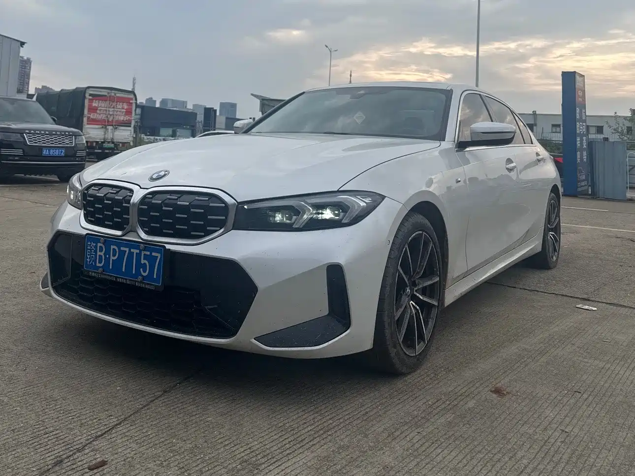 宝马3系 2024款 325Li xDrive M运动套装 2024