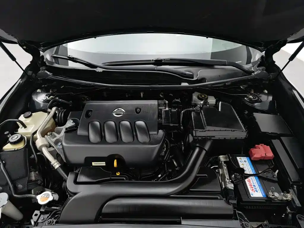 Nissan Teana — миниатюра 6