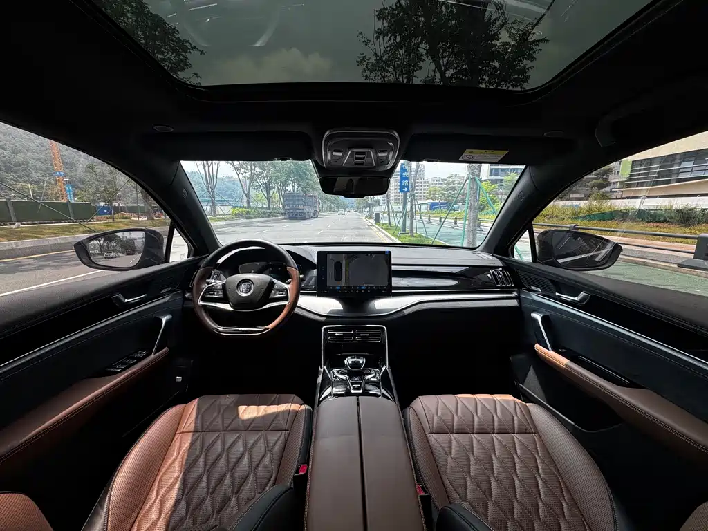 BYD Tang New Energy — миниатюра 18