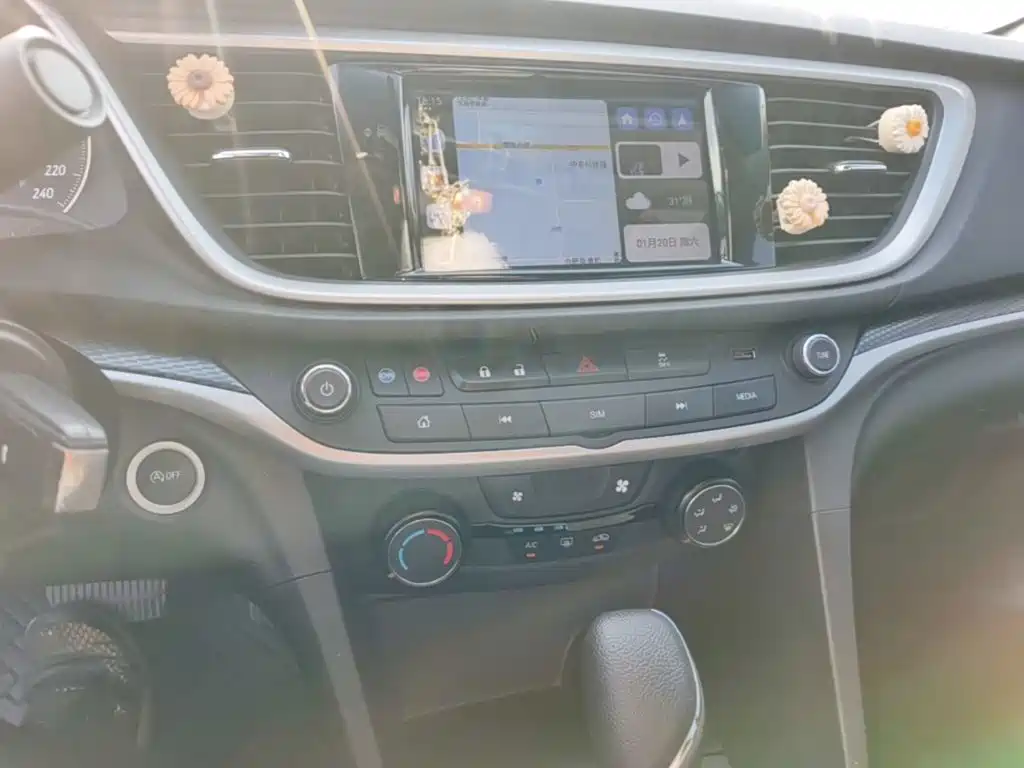 Buick Excelle — миниатюра 13