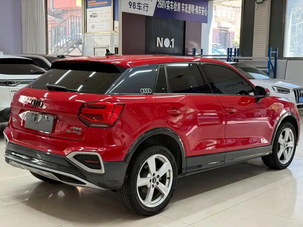 Audi Q2L — миниатюра 4
