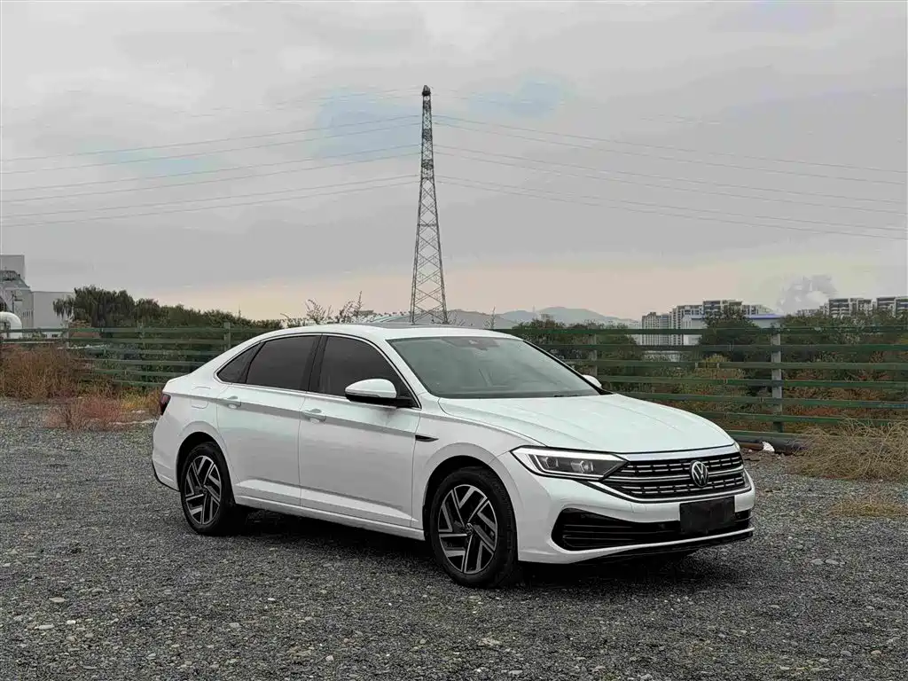 Volkswagen Sagitar — миниатюра 3