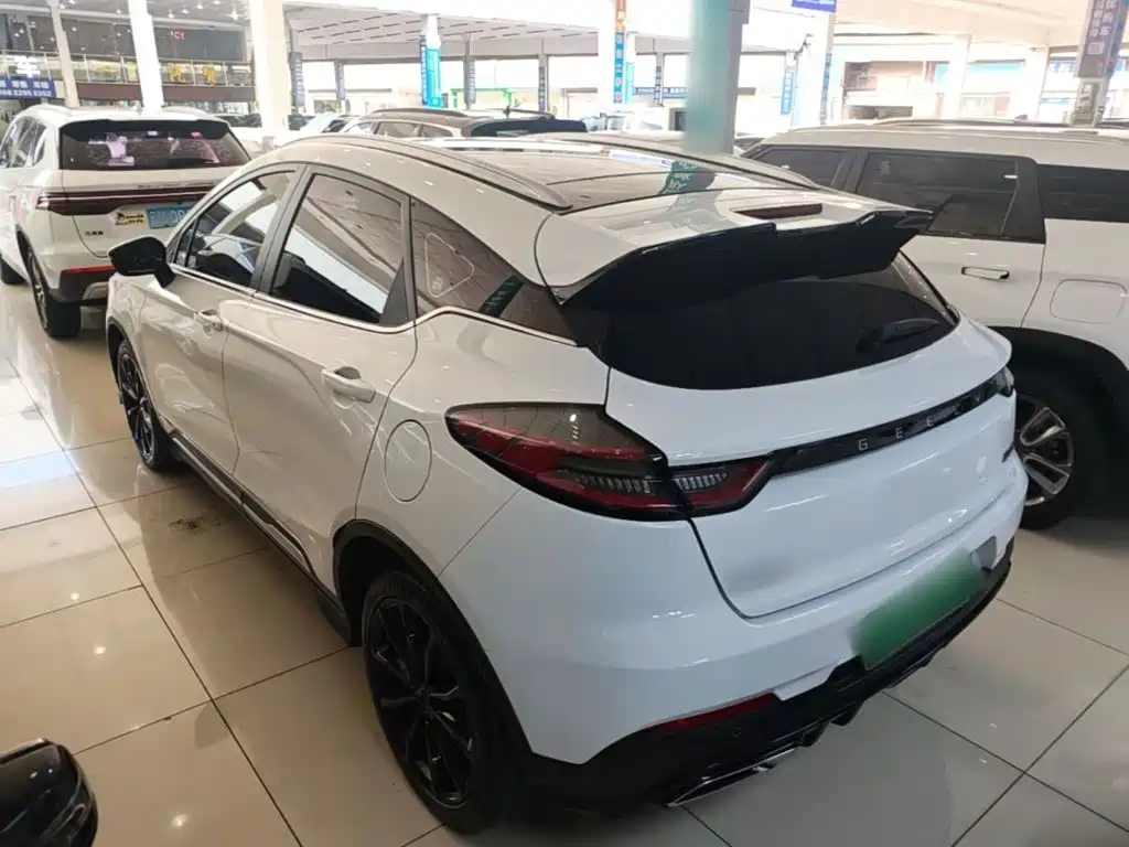 Geely Emgrand S — миниатюра 5