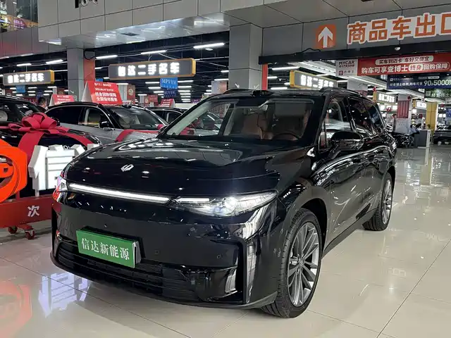 2025 Leapmotor C16