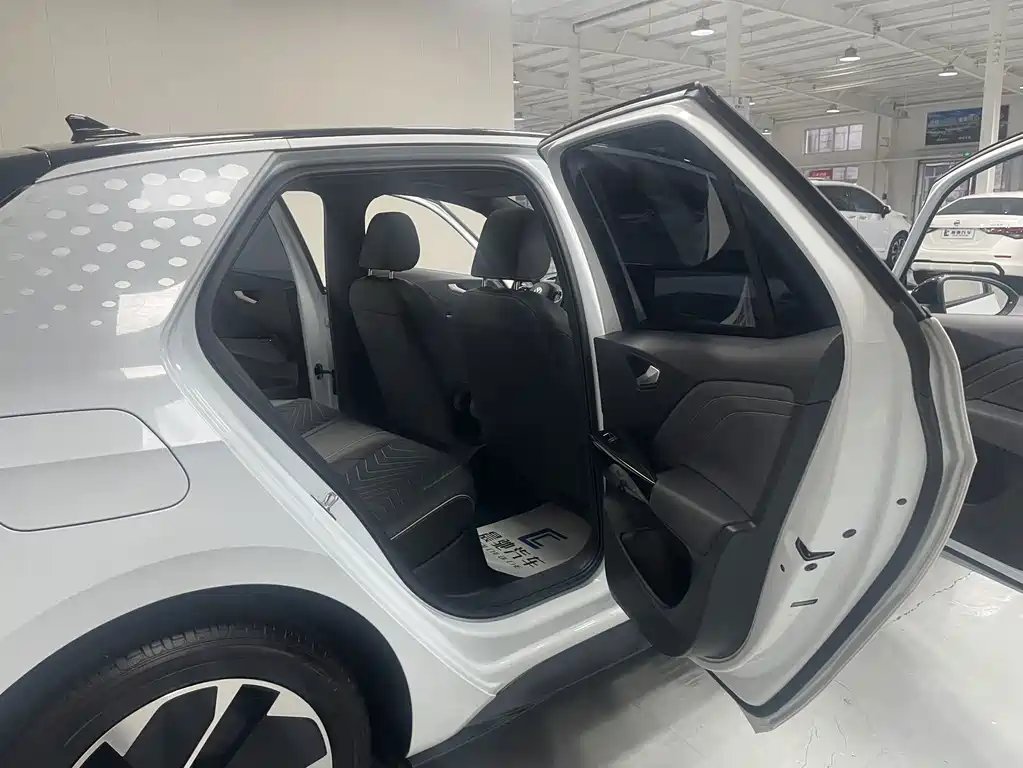 Volkswagen ID.3 — миниатюра 11