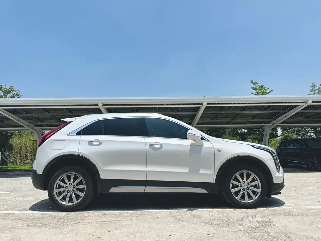Cadillac XT4 — миниатюра 4
