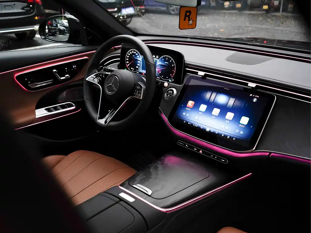 Mercedes-Benz E-Class (Import) — миниатюра 18