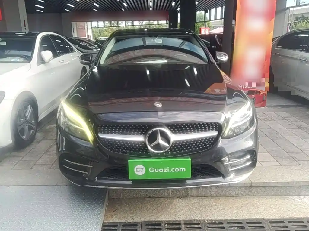 Mercedes-Benz C-Class — миниатюра 3