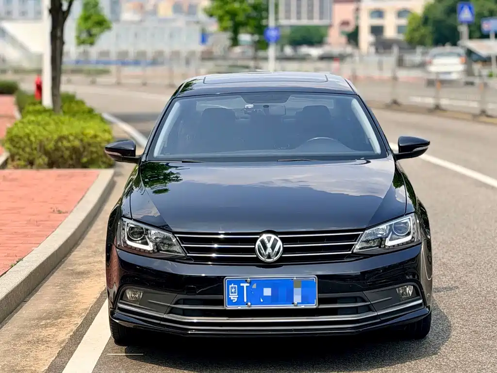 Volkswagen Sagitar — миниатюра 2
