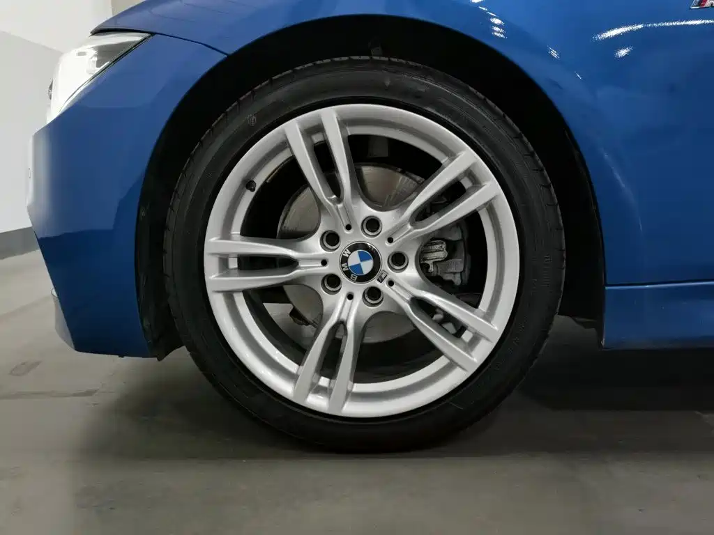 BMW 3 Series — миниатюра 17