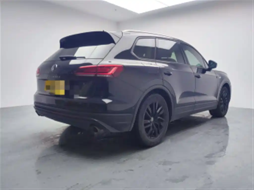 Volkswagen Touareg — миниатюра 17